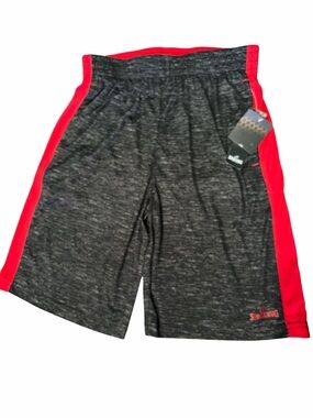 NWT Spalding Gray Heathered Shorts with Red Side Panels - Boy’s Size Large